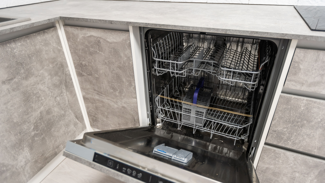 beépíthető mosogatógép beépítése