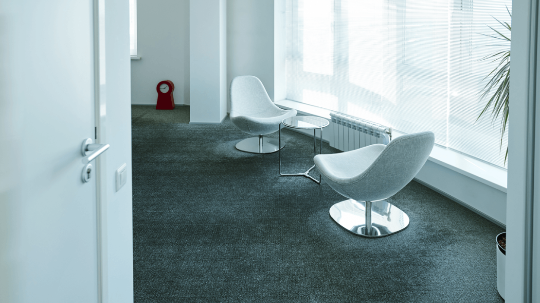 Padlószőnyeg lerakása