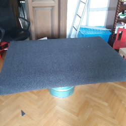 referencia: hangelnyelő emelvény építése